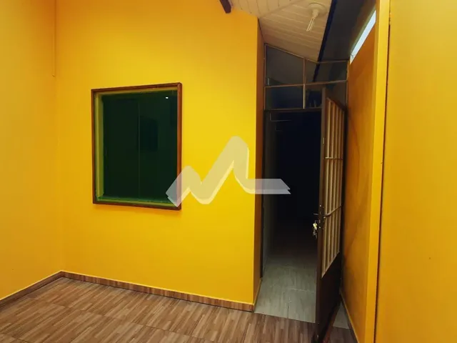 Imagem 3: Casa à venda na Vila Operária em Toledo - PR | 1 Suíte + 1 Quarto