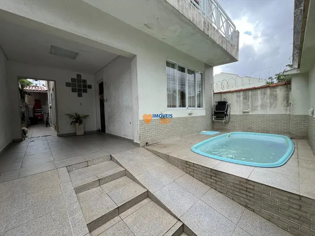 Imagem: Sobrado Alto Padrão com 4 Dormitórios