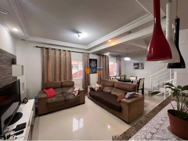 Imagem: Triplex em Condomínio Fechado À Venda