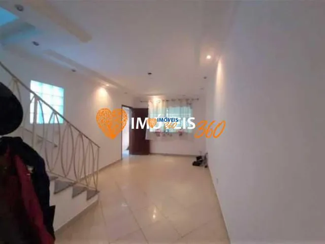 Imagem: Casa de Rua - Triplex / Residencial / Vila
