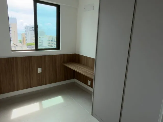 Imagem 2: 02 quartos sendo 01 suíte, com móveis fixos e nascente, na Ponta Verde