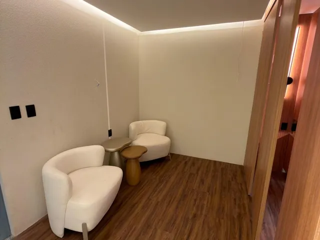 Imagem 2: Sala comercial disponível para venda no Centenário Office