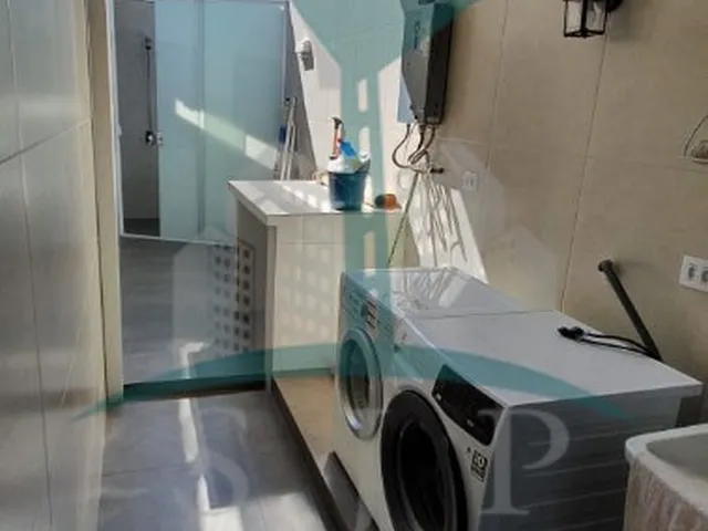 Imagem 3: Casa à venda em São José dos Pinhais-PR, bairro Ipê: 3 quartos, 1 sala, 2 banheiros