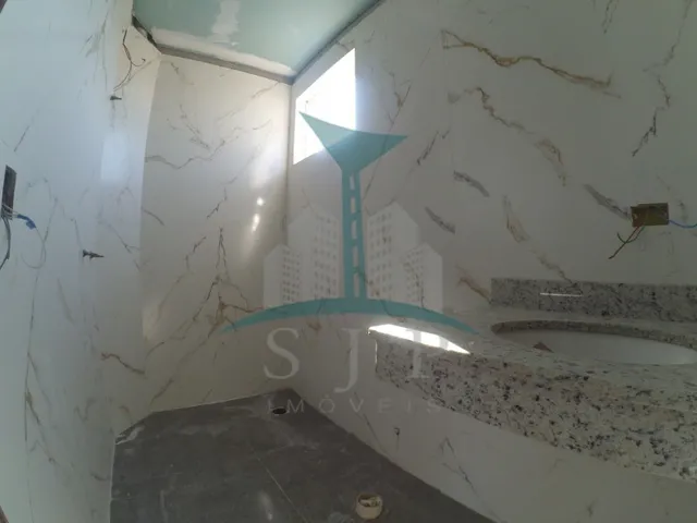 Imagem 3: Apartamento à venda no Centro de São José dos Pinhais-PR: 3 quartos, 1 suíte, 2