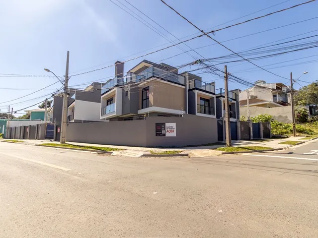 Imagem: Casa à Venda em Pilarzinho, Curitiba-PR