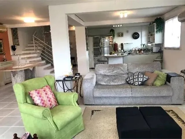 Imagem: Casa em Condomínio na Chácara das Pedras