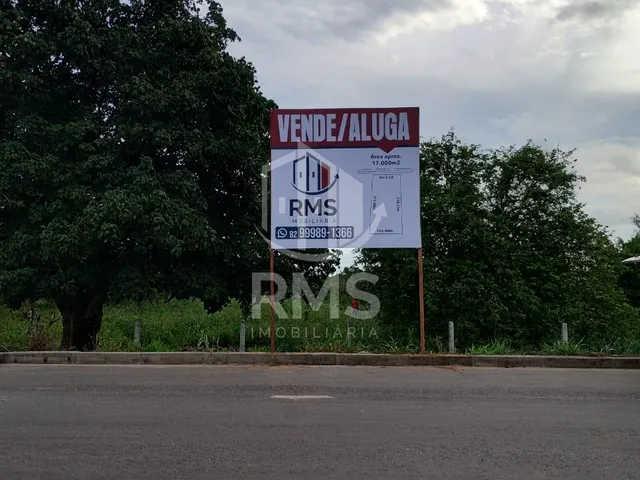 Imagem: A loja possui 1 Banheiro, 1.700m² de Área Privada e está