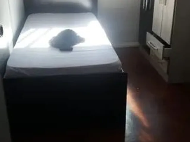 Imagem: Quarto Individual para Moça