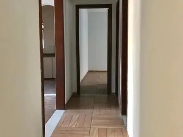 Imagem 2: Contagem - Casa Padrão - Arvoredo