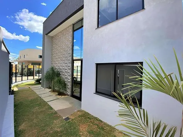 Imagem 2: Casa de Luxo com 2 Andares 3 Quartos 2 Suítes Lazer com Spa e Espaço Gourmet