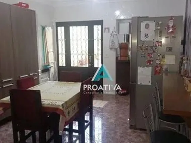 Imagem: Sobrado com 3 Dormitórios À Venda, 282