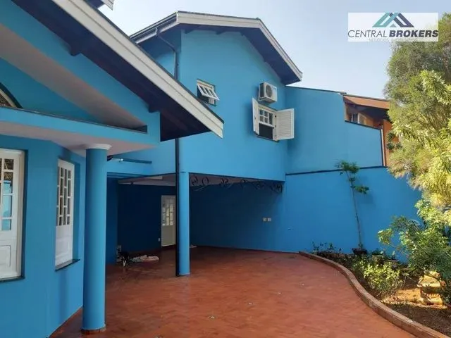 Imagem: Casa com 3 Dormitórios À Venda, 393 M²