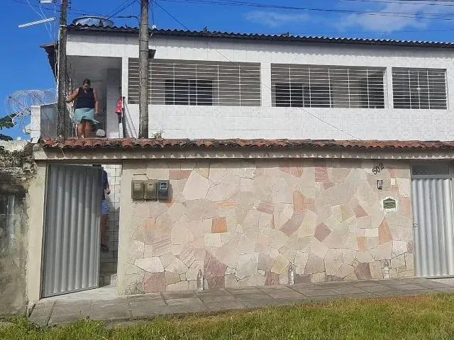 Imagem: Alugo Casa Superior Proximo a Igreja do