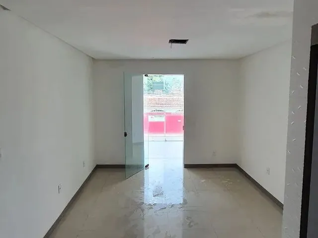 Imagem 3: Alugam-Se Salas Comerciais na Gruta de Lourdes