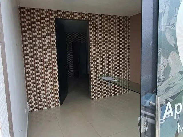 Imagem 6: Alugam-Se Salas Comerciais na Gruta de Lourdes