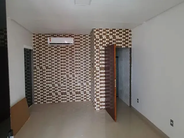 Imagem 2: Alugam-Se Salas Comerciais na Gruta de Lourdes