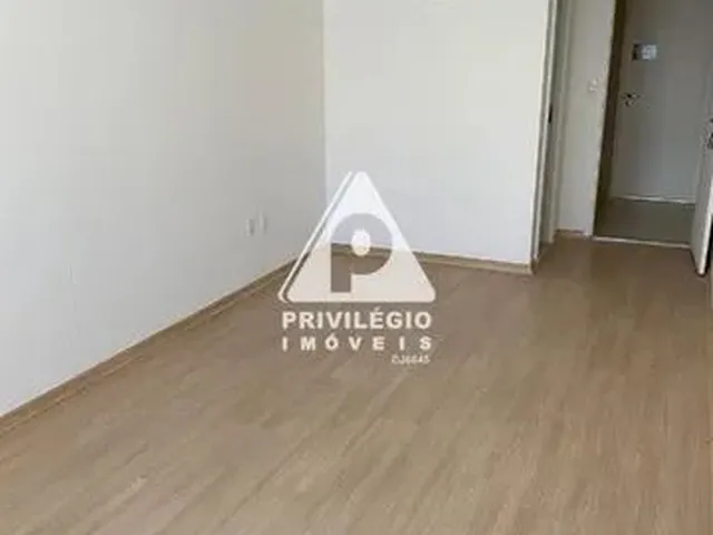 Imagem 13: Excelente Sala Comercial no Centro do Rj