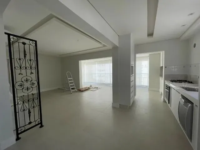 Imagem: O apartamento possui 3 Dormitórios, 4 Banheiros, 2 Vagas