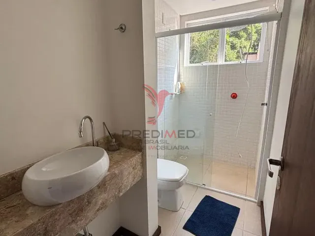 Imagem 12: Casa de Alto Padrão em Piçarras – Jacuzzi Privativa, 3 Suites, Área Gourmet, 4 Vagas