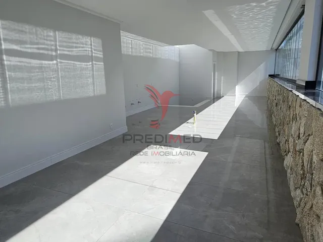 Imagem 8: Exclusividade Absoluta na Praia Brava: Cobertura Duplex