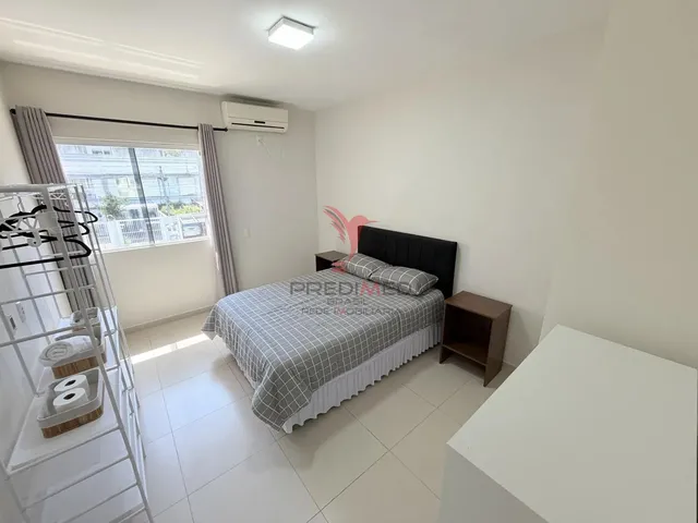 Imagem 2: Sobrado Santa Clara: Conforto e Praticidade no São Francisco de Assis, Camboriú