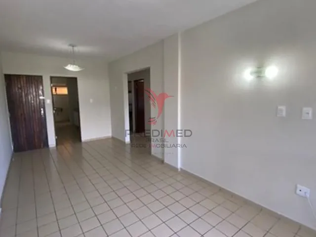 Imagem 10: Apartamento espaçoso , para aluguel , com 3 Quartos e 2 Vagas de Garagem, em Manaira