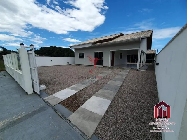 Imagem: Casa à venda com 03 dormitórios em condomínio
