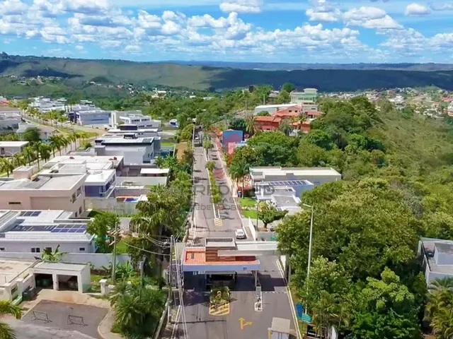Imagem: O terreno possui 817m² de Área e está localizado em