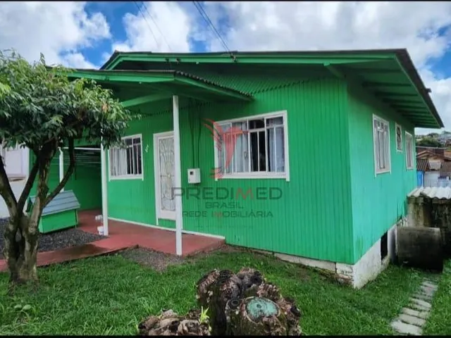 Imagem: Casa de madeira, em Lages, Bairro São Luiz,esquina