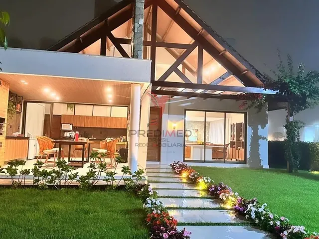 Imagem: A casa em condomínio possui 6 Dormitórios, 4 Suítes, 5