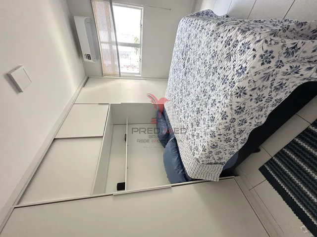 Imagem 11: Vende-se apartamento lindo de 2 Quartos, recém reformado, no coração do bairro de