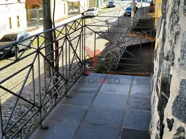 Imagem 7: CASA NO CENTRO PRÓPRIO PARA CLINICA OU MORADIA, Sobrado com estacionamento próprio