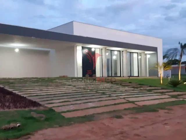 Imagem: Casa de Alto Padrão com 4 Suites, Piscina