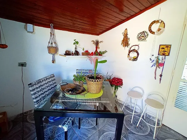 Imagem 13: Área de 4949m² com 5 Casas em local tranquilo e asfaltado no Campo de Santana