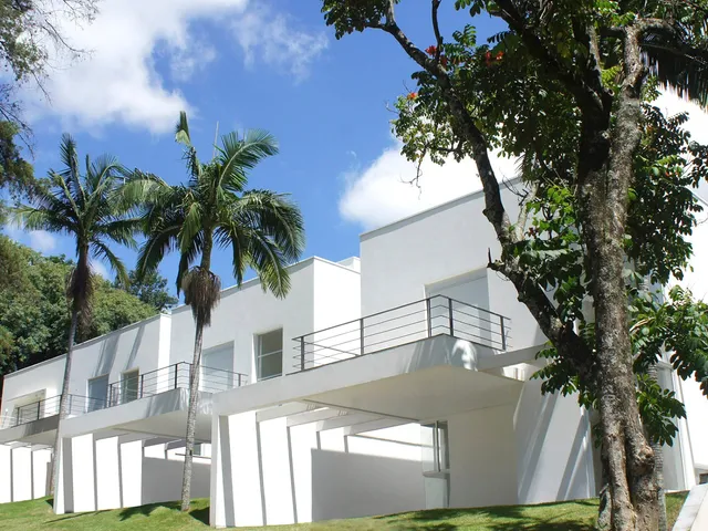 Imagem 2: Casa para venda e locação em condomínio exclusivo e privativo no coração do bairro