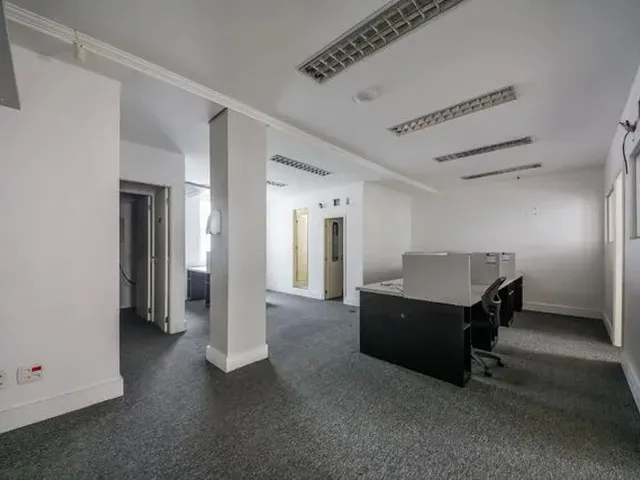 Imagem: Conjunto Comercial Mobiliado no Centro Histórico