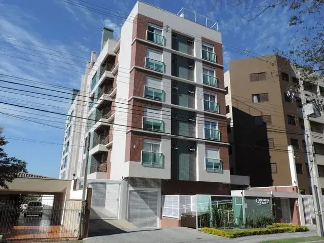 Imagem 1: Apartamento no Bairro Bacacheri