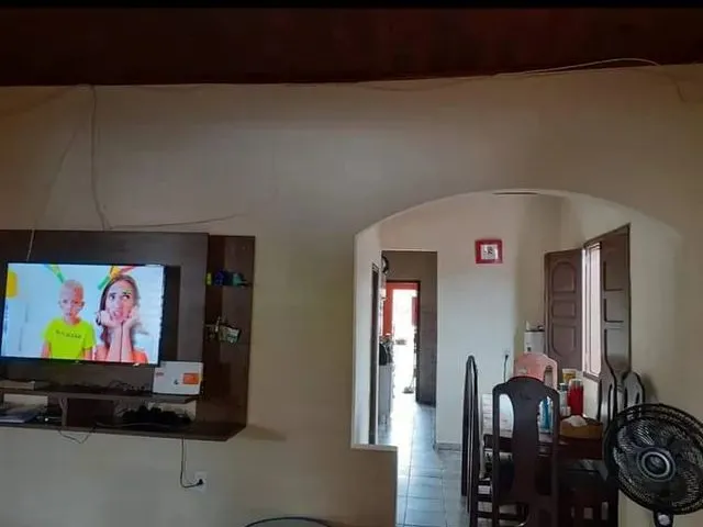 Imagem 2: Vende-Se Está Casa