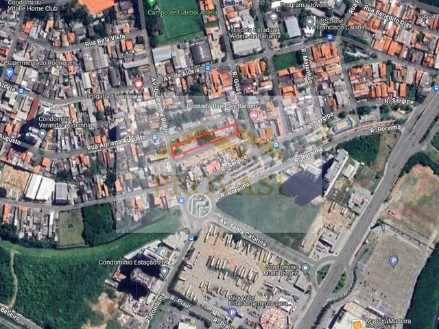 Imagem: O terreno possui 2.500m² de Área e está localizado em