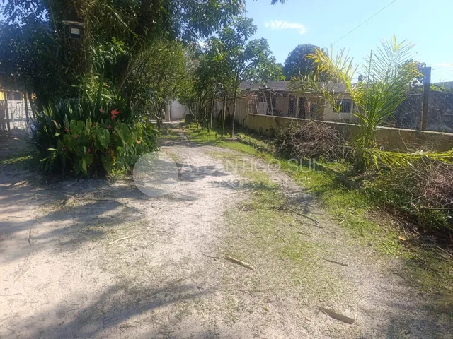 Imagem: Terreno a venda em região de moradores