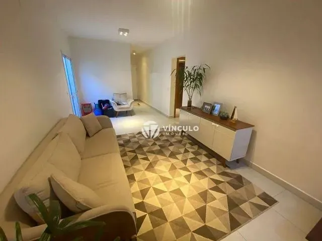 Imagem 5: Casa com 3 Dormitórios À Venda, 191 M² por R$ 950.000,00 - Beija-Flor II - Uberaba/Mg