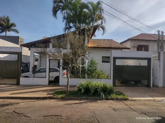Imagem 1: Casa com 03 Suites - Jardim São Bento