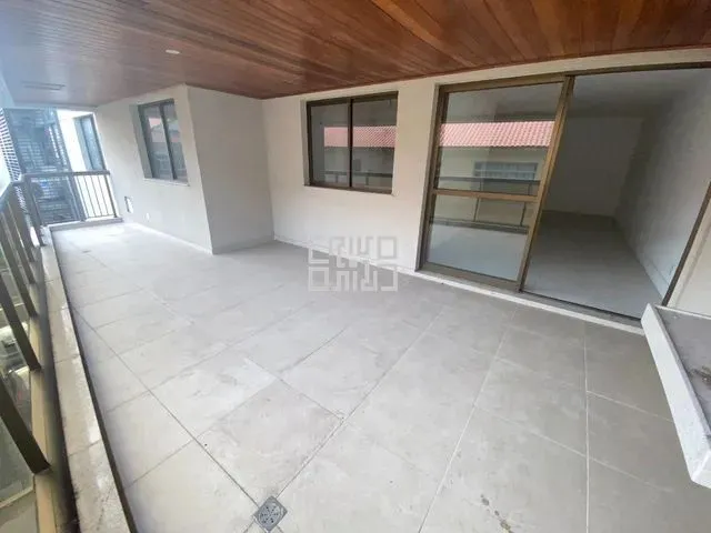 Imagem: Apartamento À Venda, 4 Quartos, 2 Suítes