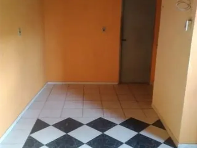 Imagem: Alugo Casa de Um Quarto no São Conrado