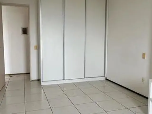 Imagem 9: Apartamento de 1 Quarto com Armários no Renascença