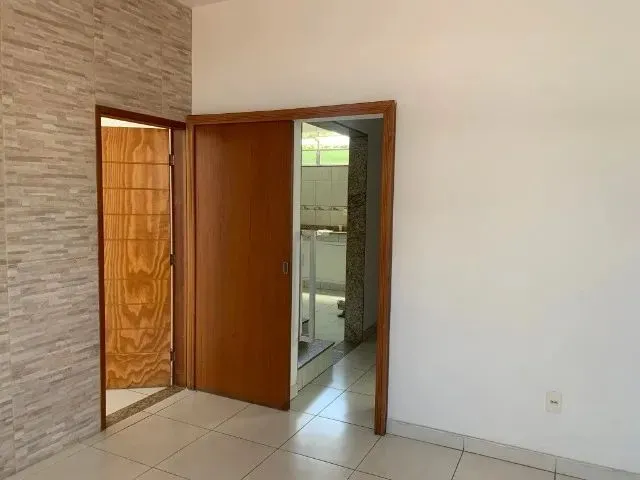 Imagem: Casa 3Q V da Penha R$ 2.300,00