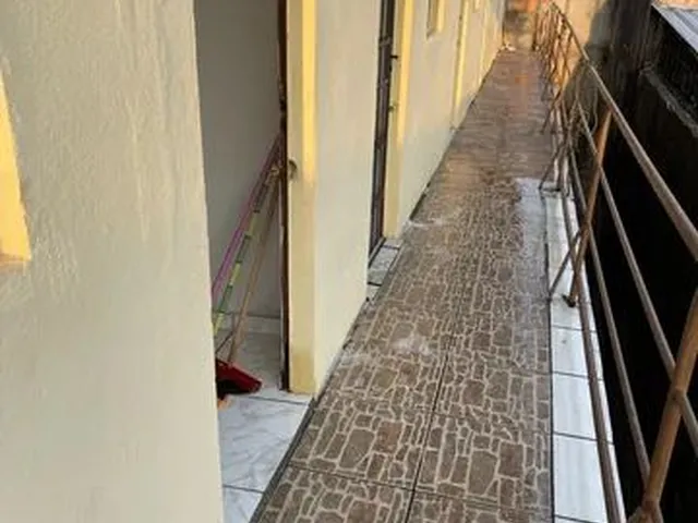 Imagem: Aluga-Se Kitnet (Não Paga Água e Luz)
