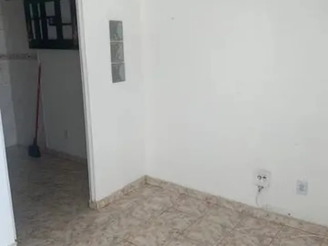 Imagem 2: Alugo Excelente Kit Localizada na 408 Norte