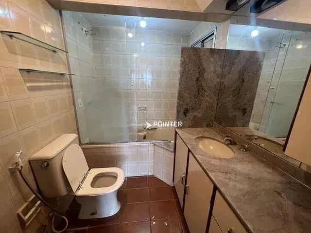 Imagem 15: Apartamento com 4 Dormitórios para Alugar, 251 M² por R$ 3.500/Mês - Setor Central