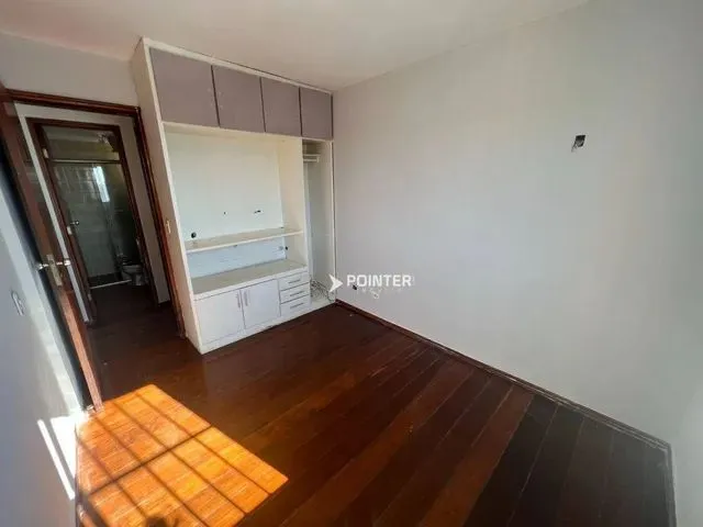 Imagem 10: Apartamento com 4 Dormitórios para Alugar, 251 M² por R$ 3.500/Mês - Setor Central